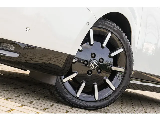 Honda e ADVANCE 17" 2022 Elektrisch 13