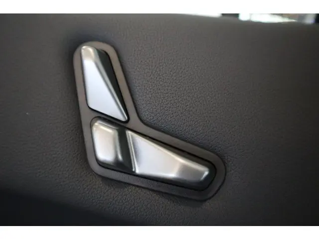 BMW iX xDrive40 2025 Elektrisch 11