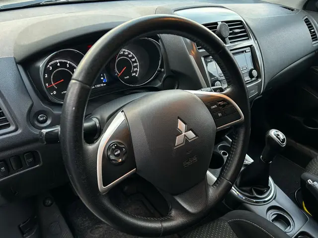 Mitsubishi ASX 1.6 ClearTec Inform 2012 Benzine 7