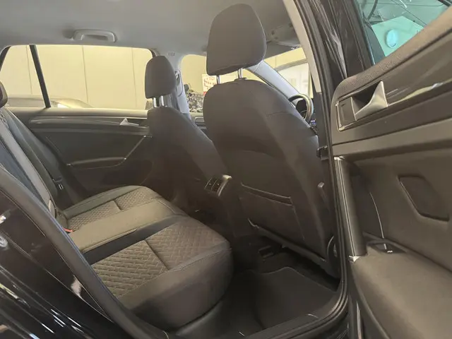 Volkswagen Golf 1.5 TSI Highline 2019 Benzine 20