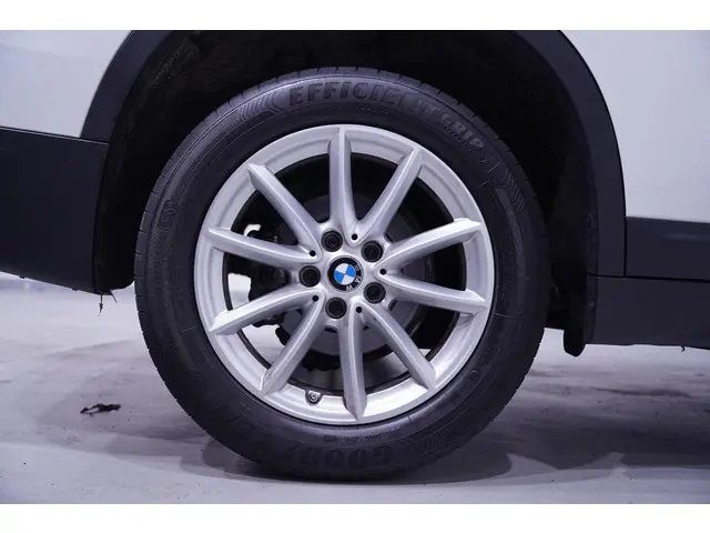 BMW X1 sDrive18i Edition 2019 Benzine 18