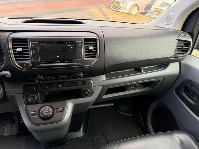 Peugeot Expert 2.0 BlueHDI 180 Long Premium 2020 Diesel 29