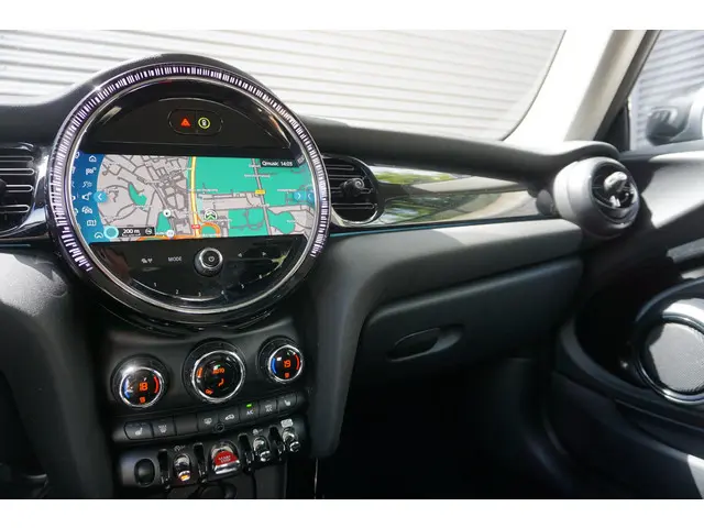 MINI 3-Deurs Cooper C 2022 Benzine 11