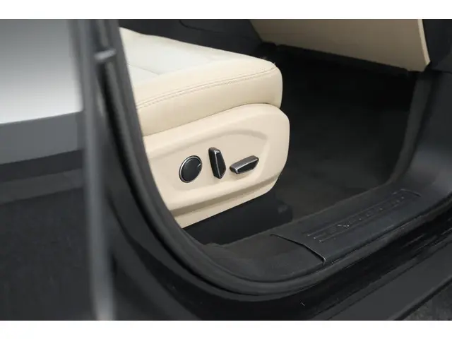 Ford Explorer XLT 2.3 Ecoboost 2019 Benzine 30