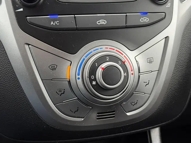 Hyundai ix20 1.4i i-Motion 2012 Benzine 16