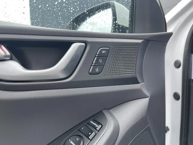 Hyundai IONIQ Premium EV 2019 Elektrisch 24