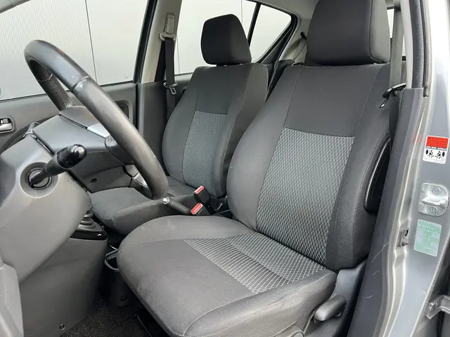 Suzuki Splash 1.2 Comfort EASSS 2013 Benzine 4