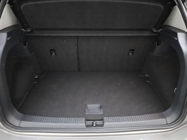 Volkswagen T-Cross 1.0TSI/95PK R Line 2019 Benzine 23