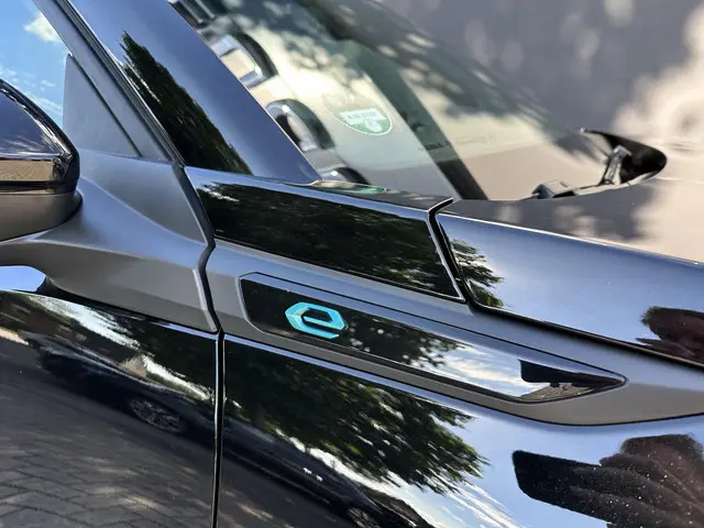 Peugeot e-2008 EV GT 2022 Elektrisch 51
