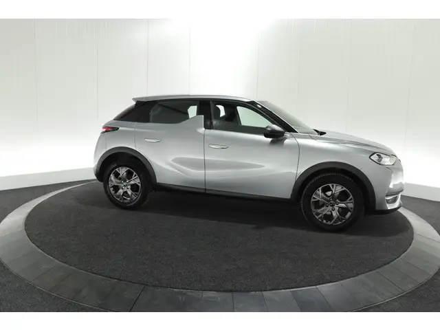 DS DS 3 Crossback PureTech 100 Montmartre 2022 Benzine 7