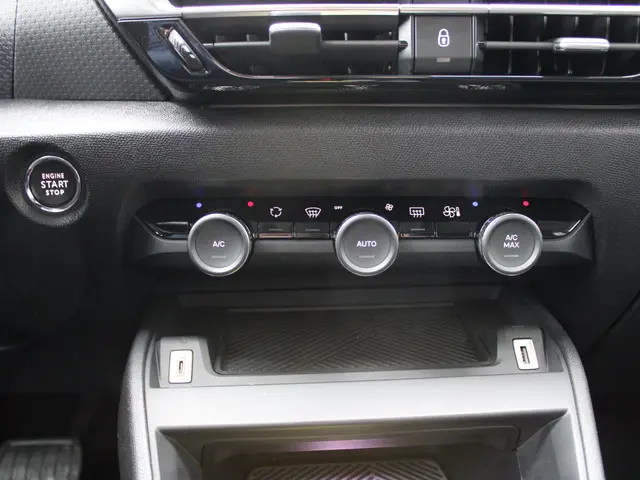 Citroën ë-C4 Shine 50 kWh 2023 Elektrisch 15
