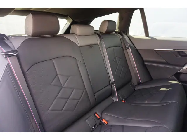 BMW i5 M60 2024 Elektrisch 10