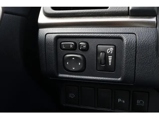 Lexus CT 200h F Sport Line 2018 Hybride Benzine 13