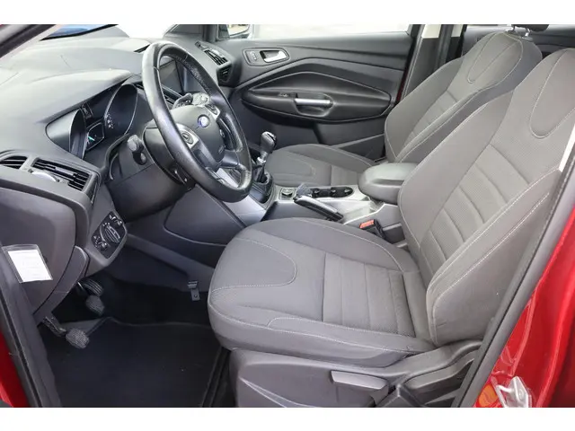 Ford Kuga 1.5 Trend Edition 2016 Benzine 18