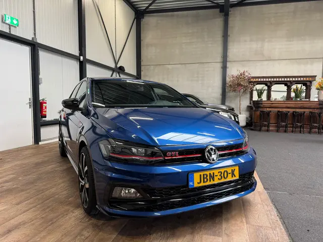 Volkswagen Polo 2.0 TSI GTI 2020 Benzine 8