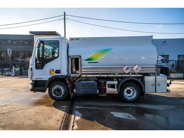 Iveco Eurocargo 100-220 +CM 5500L + 3 COMP. 2017 Diesel 7