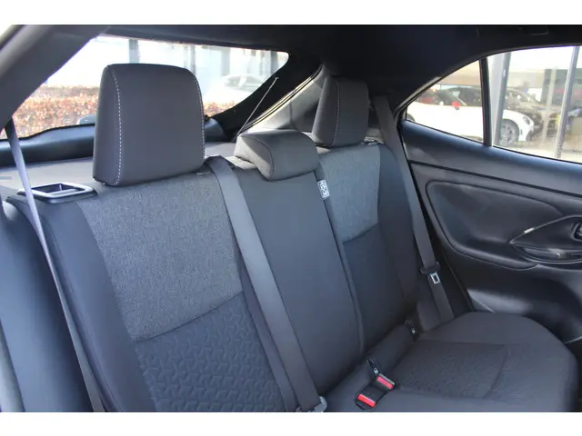 Toyota Yaris Cross 1.5 VVT-I Dynamic 2023 Benzine 15