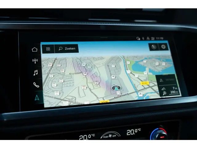 Audi Q3 45 TFSI e S edition 2022 Hybride Benzine 14