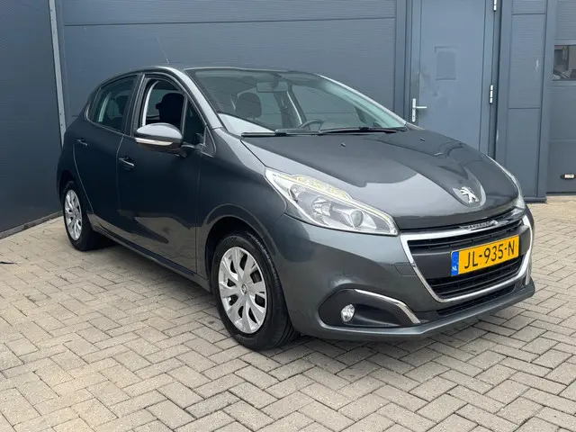 Peugeot 208 1.2 PureTech / Navi / Pdc / Nap 2016 Benzine 3