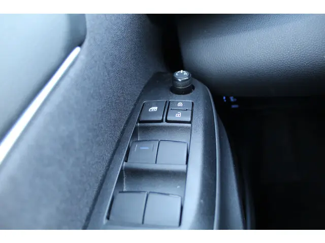 Toyota Yaris Cross 1.5 VVT-I Dynamic 2023 Benzine 21