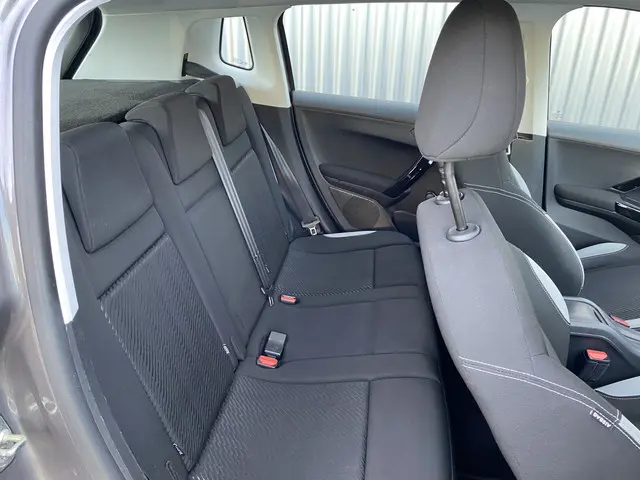 Peugeot 2008 1.2 VTi 2014 Benzine 17