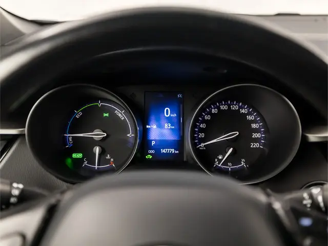 Toyota C-HR 1.8 Hybrid Sport 2018 Hybride Benzine 21