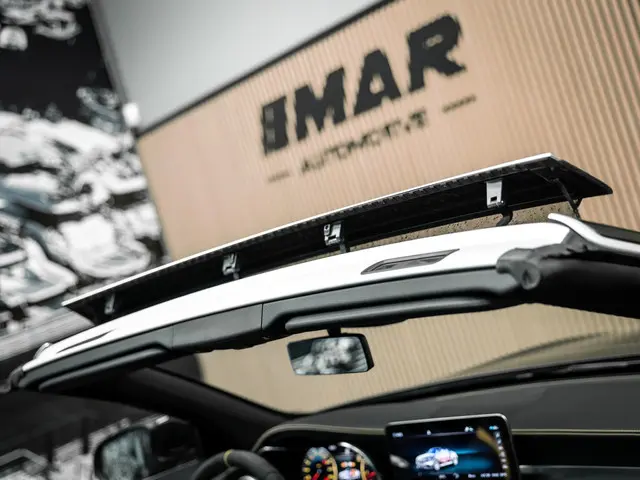 Mercedes-Benz C-Klasse Cabrio AMG 63 S 2022 Benzine 48