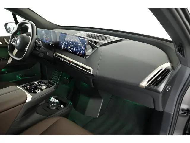 BMW iX xDrive50 Sport SKY 112 kWh 2023 Elektrisch 7