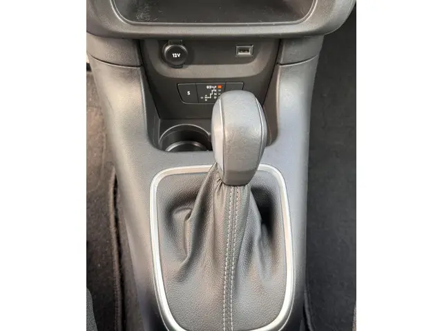 Citroën C3 1.2 PureTech ELLE 2021 Benzine 13