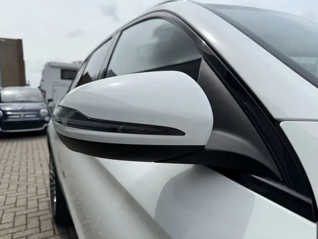 Mercedes-Benz GLC 250 4MATIC 2016 Benzine 9