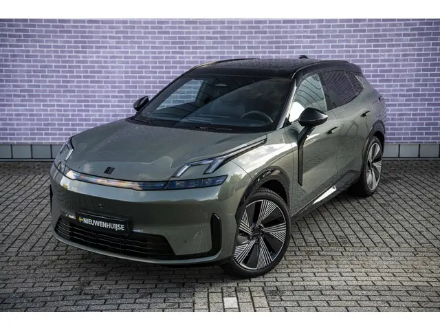 Lynk & Co 08 1.5 More 2026 Hybride Benzine 4