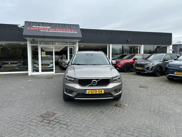 Volvo XC40 2.0 B4 Business Pro 2020 Hybride Benzine 4