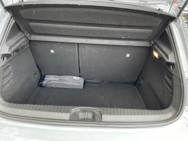 Renault Clio 1.0 TCe 90 GPF techno 2024 Benzine 18