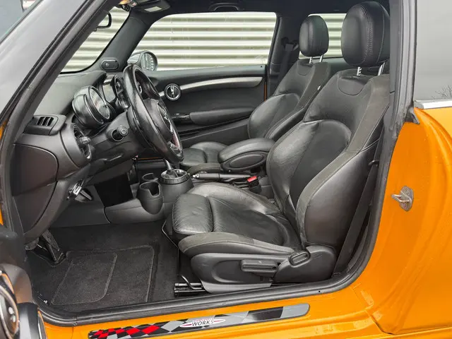 MINI Cooper S Mini 2.0 Salt 2015 Benzine 9