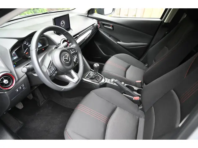 Mazda 2 e-SkyActiv-G 90 6MT Homura 2024 Benzine 11