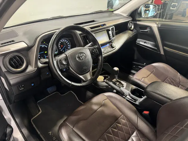 Toyota RAV4 2.5 Hybrid AWD Style 2017 Hybride Benzine 7