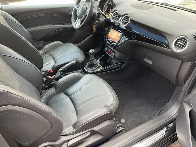 Opel ADAM 1.0 Turbo Rocks 2016 Benzine 16
