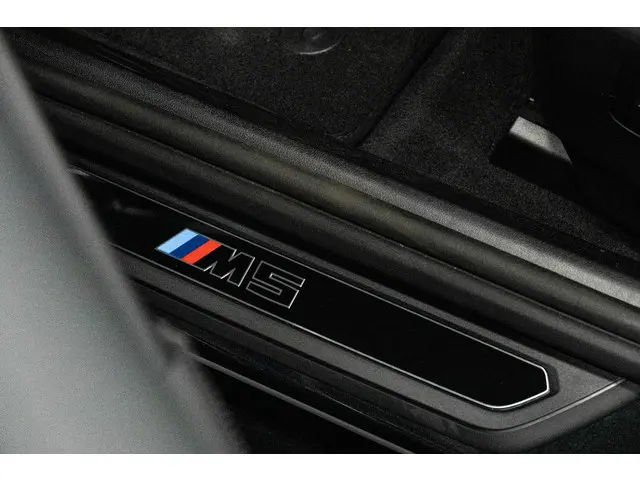 BMW M5 5-serie 2025 Hybride Benzine 13