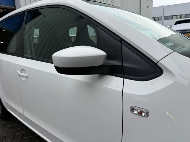 Volkswagen up! 1.0 move up! BlueMotion 2015 Benzine 22