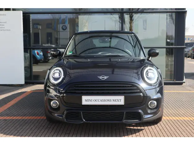 MINI 5-Deurs Cooper 2021 Benzine 2