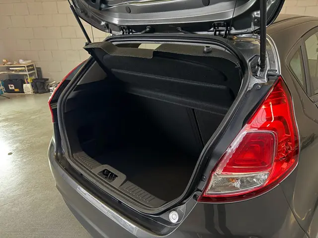 Ford Fiesta 1.0 EcoB. Style Automaat Airco 2016 Benzine 29