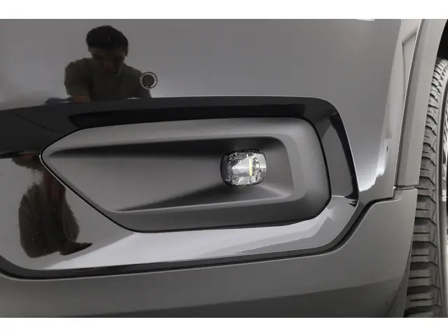 Volvo XC40 T5 Recharge R-Design 2021 Hybride Benzine 33