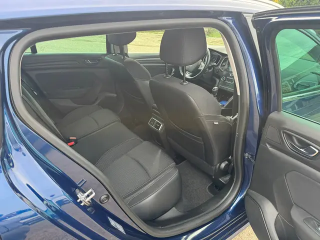 Renault Mégane Estate 1.2 TCe Limited 2017 Benzine 19