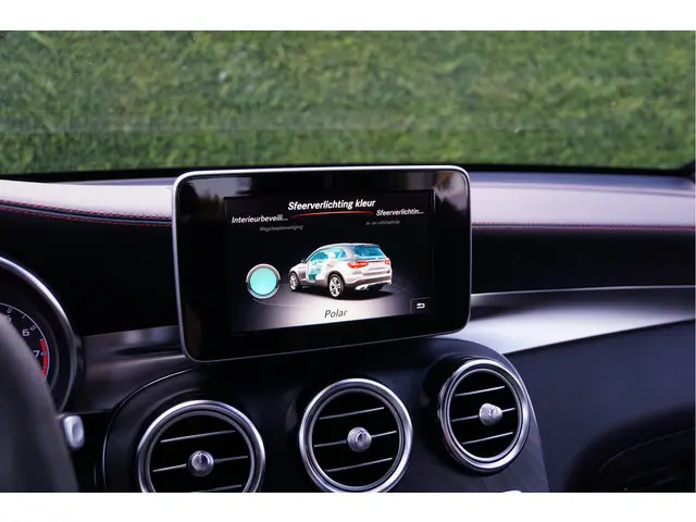 Mercedes-Benz GLC AMG GLC 43 4MATIC Night 2018 Benzine 53