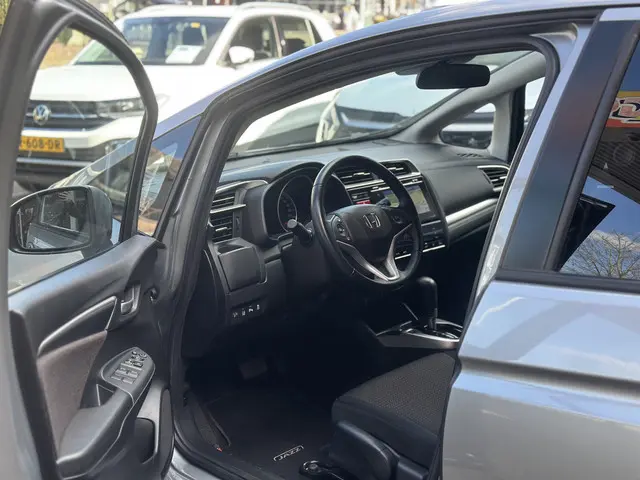 Honda Jazz 1.3 i-VTEC Elegance 2016 Benzine 14
