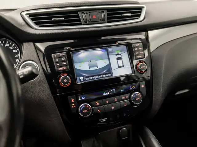 Nissan QASHQAI 1.2 N-Connecta Sport 2018 Benzine 14