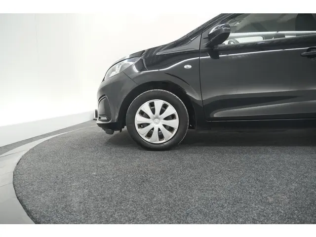 Peugeot 108 1.0 e-VTi Active 2021 Benzine 18