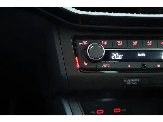 SEAT Arona 1.0 TSI Xperience 2022 Benzine 21