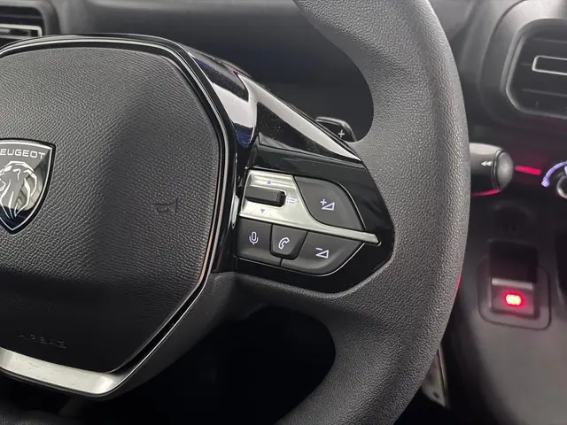 Peugeot Partner 1.5 BlueHDi 100PK L2 2024 Diesel 26