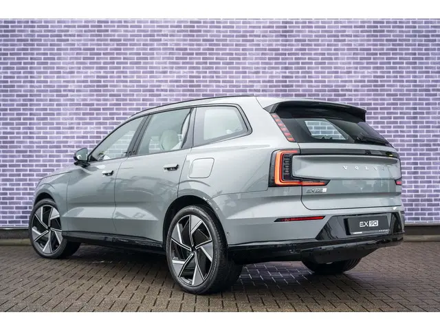 Volvo EX90 Twin Motor Performance Ultra 2025 Elektrisch 3